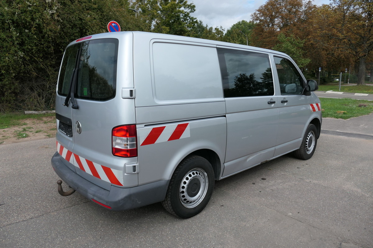 VW T5 Transporter 2.0 TDI 4Motion Flügeltür Klima A - Xe van nhỏ gọn: hình 4 VW T5 Transporter 2.0 TDI 4Motion Flügeltür Klima A - Xe van nhỏ gọn: hình 4