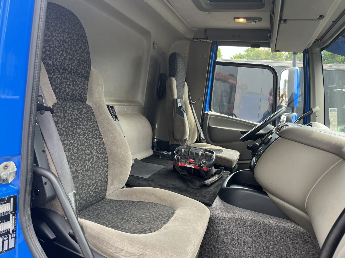 DAF CF 85.360 6x2 NCH cable system - Palfinger PK 18002 - Xe chở container/ Xe tải hoán đổi thân, Xe cẩu tự hành: hình 4 DAF CF 85.360 6x2 NCH cable system - Palfinger PK 18002 - Xe chở container/ Xe tải hoán đổi thân, Xe cẩu tự hành: hình 4