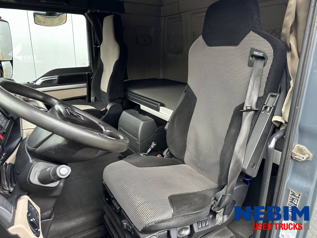 MAN TGX 18.460 4x4 Hydro drive - Xe đầu kéo: hình 4 MAN TGX 18.460 4x4 Hydro drive - Xe đầu kéo: hình 4