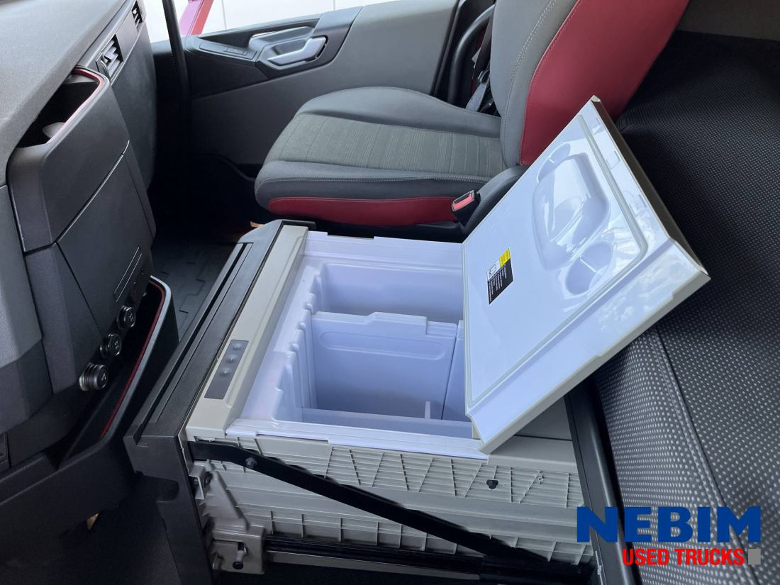 Xe đầu kéo Volvo FH 460 4x2 LNG - MA - Chassis Code: hình 7 Xe đầu kéo Volvo FH 460 4x2 LNG - MA - Chassis Code: hình 7