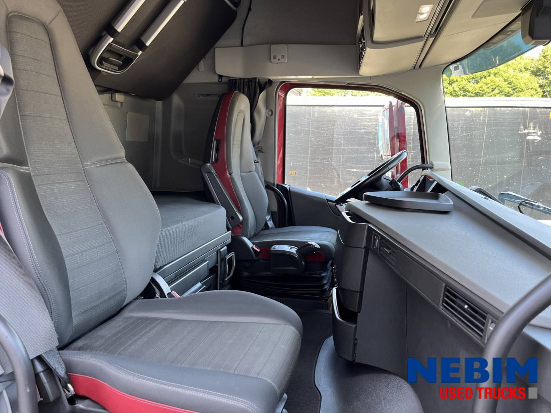 Xe đầu kéo Volvo FH 460 4x2 LNG - MA - Chassis Code: hình 8 Xe đầu kéo Volvo FH 460 4x2 LNG - MA - Chassis Code: hình 8