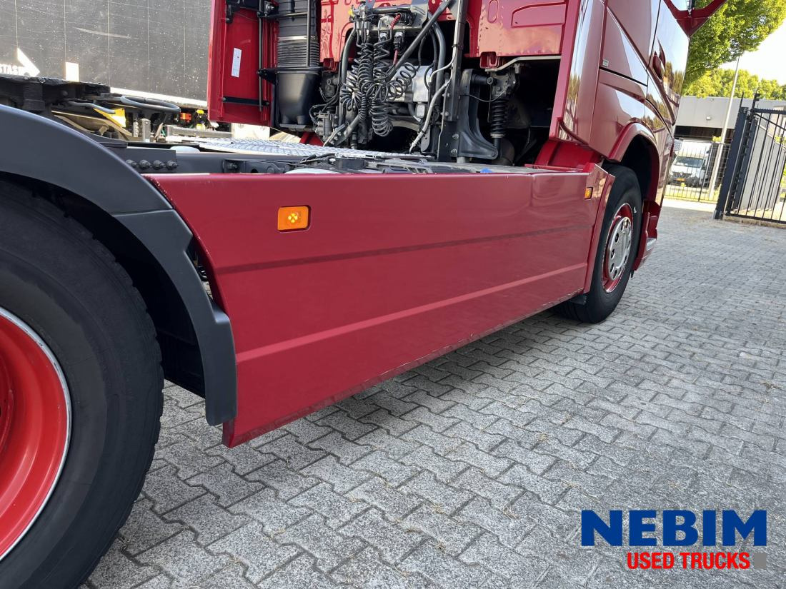 Xe đầu kéo Volvo FH 460 4x2 LNG - MA - Chassis Code: hình 18 Xe đầu kéo Volvo FH 460 4x2 LNG - MA - Chassis Code: hình 18