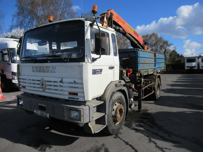 Renault G300 - Xe tải thùng lửng/ Phẳng, Xe cẩu tự hành: hình 3 Renault G300 - Xe tải thùng lửng/ Phẳng, Xe cẩu tự hành: hình 3