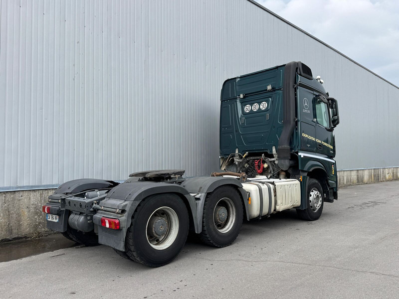 Mercedes-Benz Actros 3363 - Xe đầu kéo: hình 3 Mercedes-Benz Actros 3363 - Xe đầu kéo: hình 3