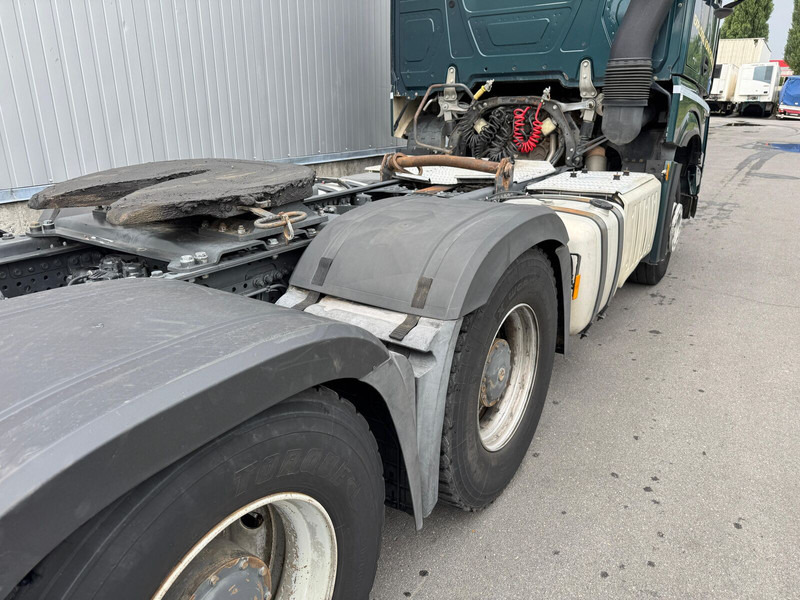 Mercedes-Benz Actros 3363 - Xe đầu kéo: hình 5 Mercedes-Benz Actros 3363 - Xe đầu kéo: hình 5