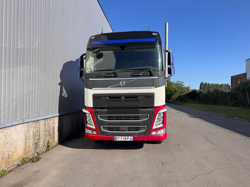 Volvo FH 500 - Xe đầu kéo: hình 2 Volvo FH 500 - Xe đầu kéo: hình 2