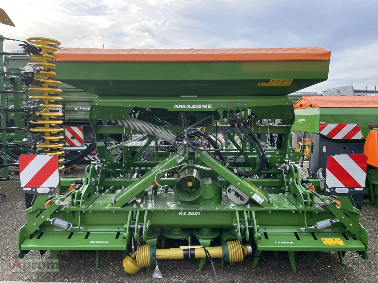 Amazone CENTAYA 3000 Spezial + KX 3001 - Máy gieo hạt liên hợp: hình 3 Amazone CENTAYA 3000 Spezial + KX 3001 - Máy gieo hạt liên hợp: hình 3