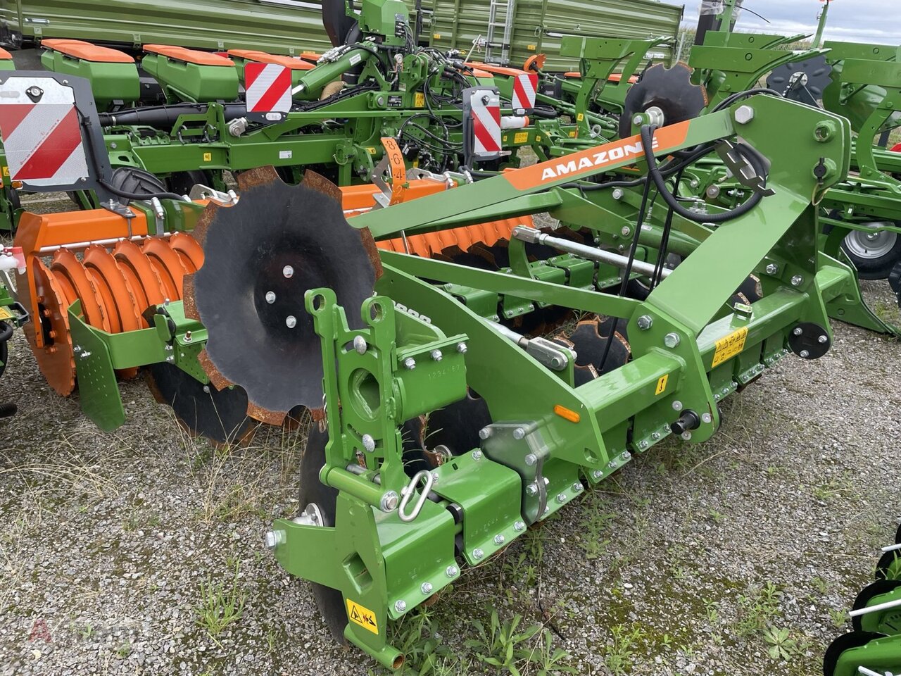 Amazone CatrosXL 3003 - Bừa đĩa: hình 1 Amazone CatrosXL 3003 - Bừa đĩa: hình 1