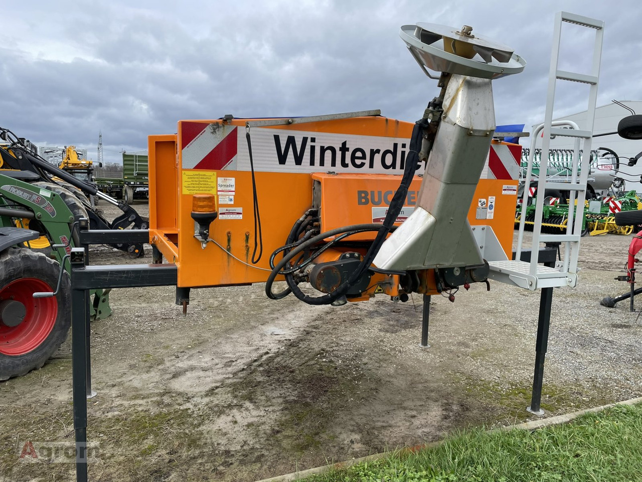 Gmeiner YETI TRAC 2000W - Máy dàn trải cát/ Muối: hình 1 Gmeiner YETI TRAC 2000W - Máy dàn trải cát/ Muối: hình 1