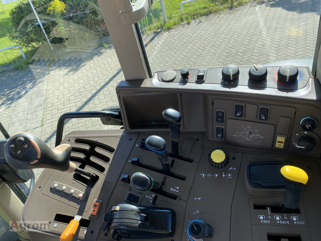 Máy cày John Deere 6330 Standard: hình 13