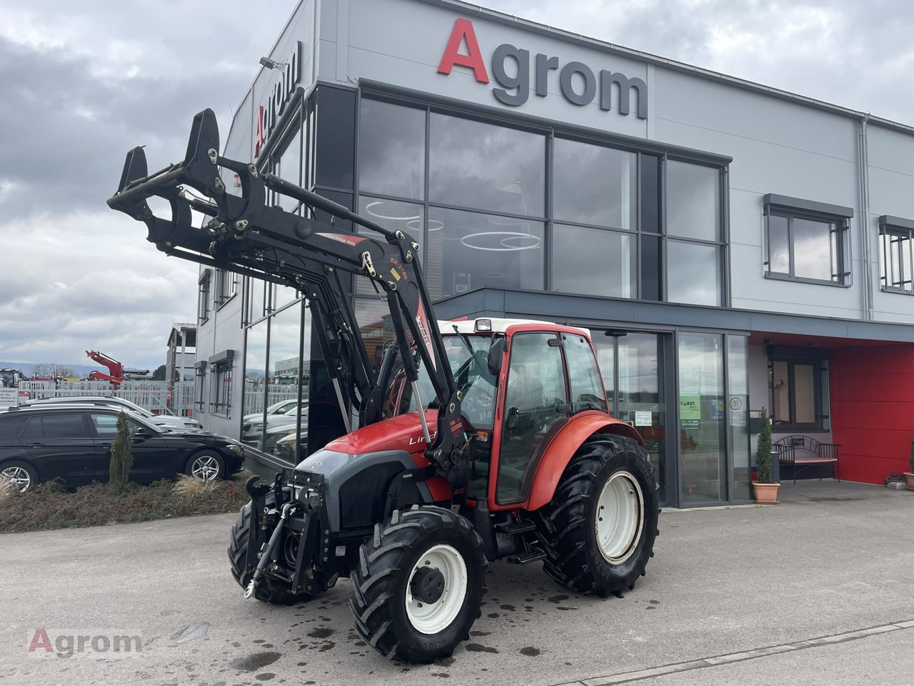 Lindner Geotrac 93 - Máy cày: hình 1 Lindner Geotrac 93 - Máy cày: hình 1