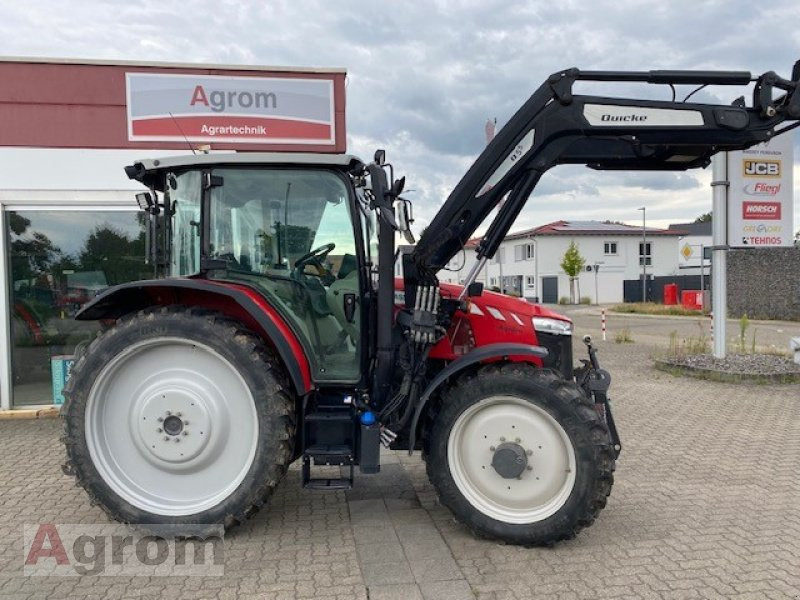 Massey Ferguson 5711 - Máy cày: hình 3 Massey Ferguson 5711 - Máy cày: hình 3