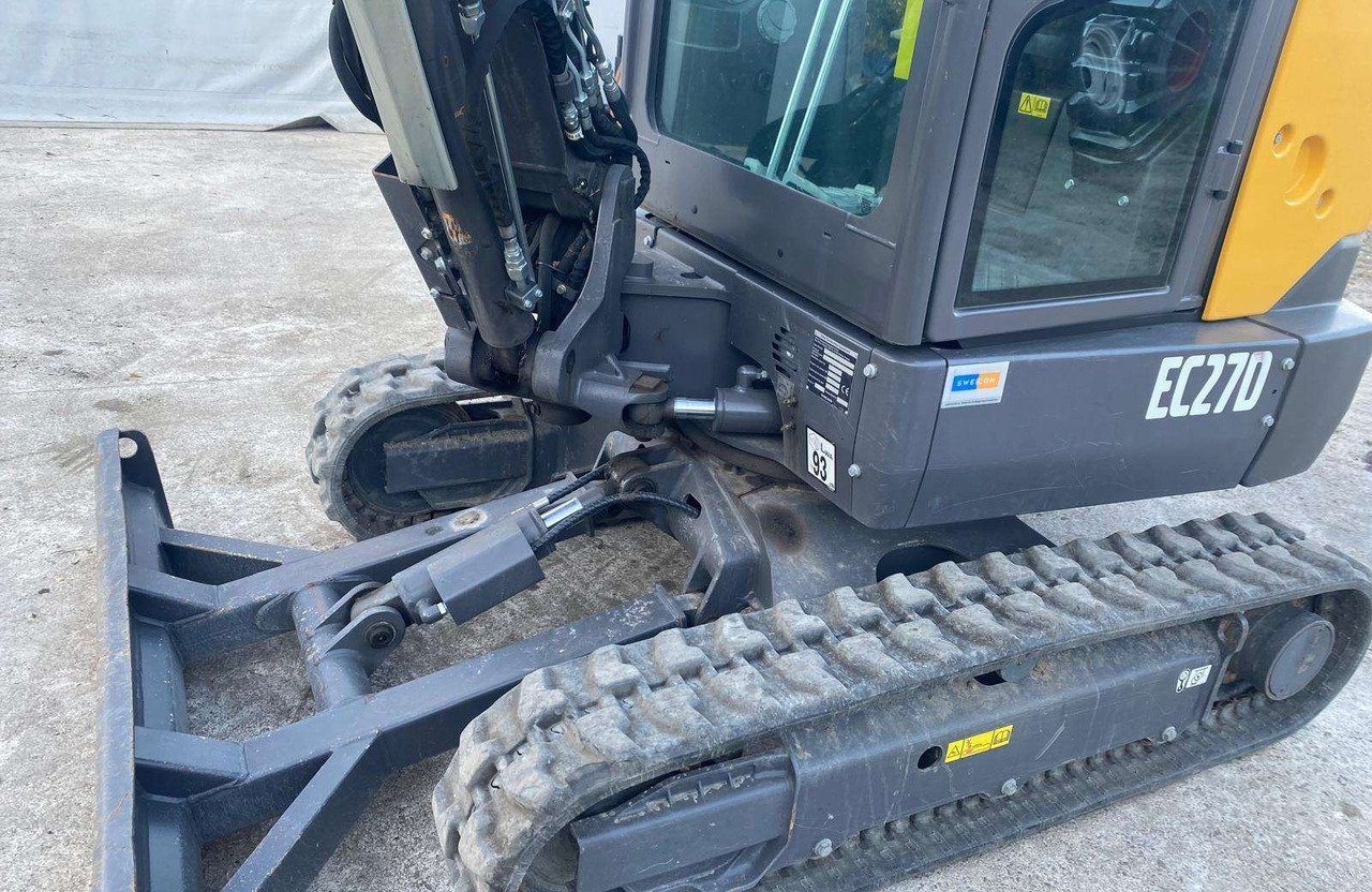 Volvo EC27D - Máy xúc: hình 2 Volvo EC27D - Máy xúc: hình 2