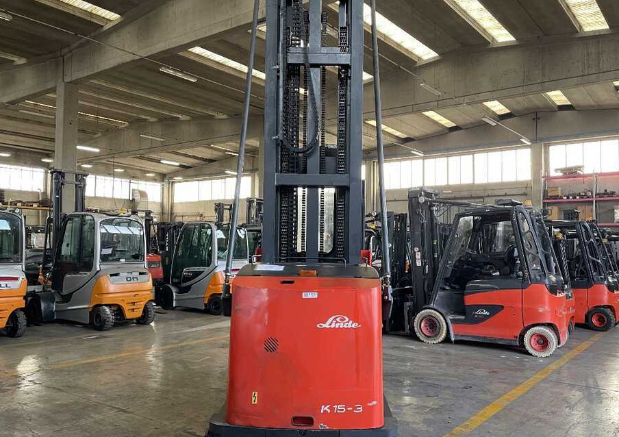 Linde K 15-3 (batteria 75%) - Máy lấy hàng: hình 3 Linde K 15-3 (batteria 75%) - Máy lấy hàng: hình 3