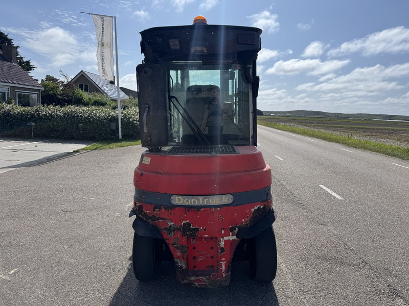Dantruck Heden 8440 DG - Xe nâng diesel: hình 5 Dantruck Heden 8440 DG - Xe nâng diesel: hình 5