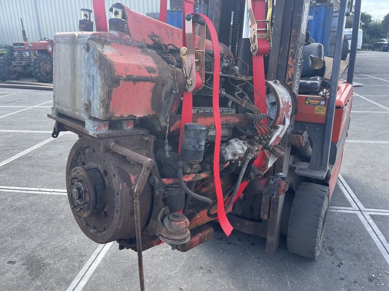 Deutz F4L 912 - Động cơ cho Máy móc nông nghiệp: hình 3 Deutz F4L 912 - Động cơ cho Máy móc nông nghiệp: hình 3