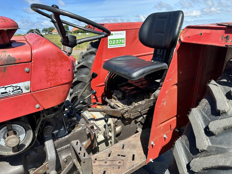 Massey Ferguson 158 - Máy cày: hình 4 Massey Ferguson 158 - Máy cày: hình 4
