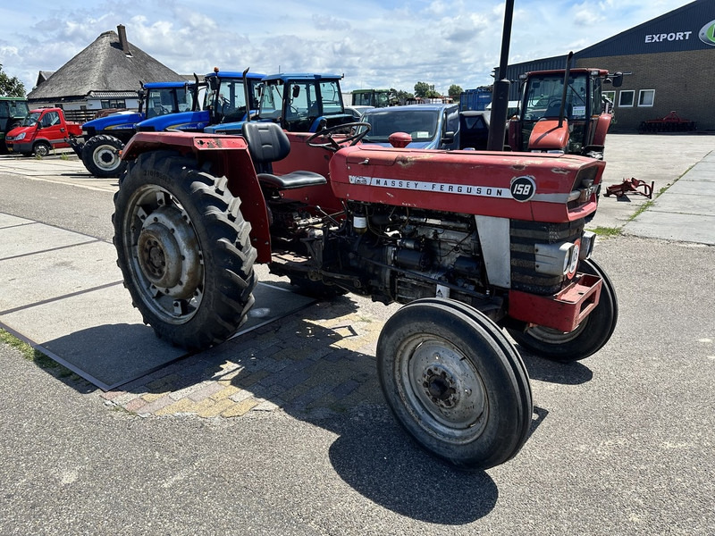 Massey Ferguson 158 - Máy cày: hình 3 Massey Ferguson 158 - Máy cày: hình 3