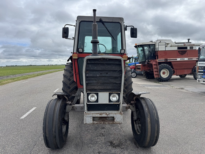 Massey Ferguson 590 - Máy cày: hình 2 Massey Ferguson 590 - Máy cày: hình 2