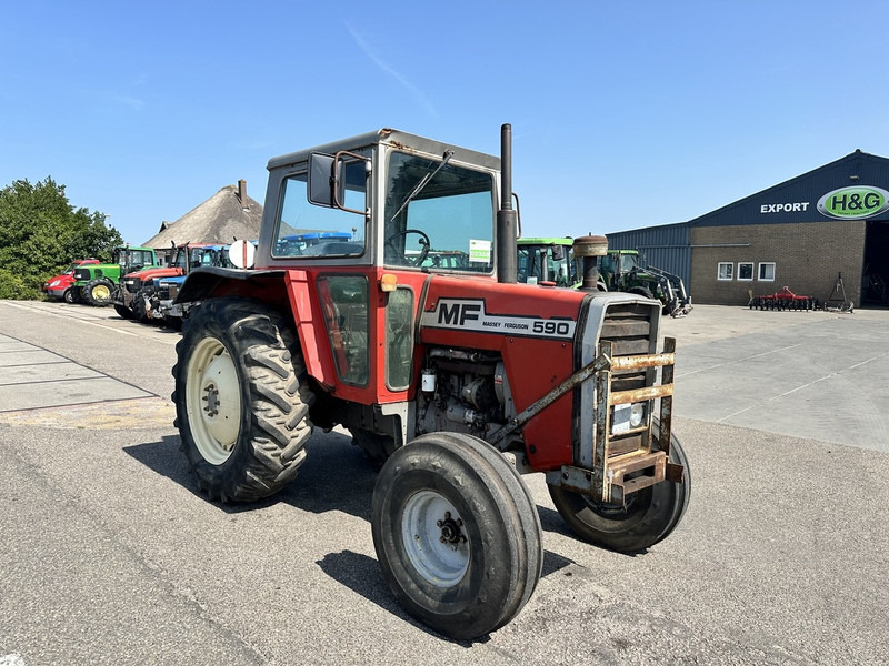 Massey Ferguson 590 - Máy cày: hình 3 Massey Ferguson 590 - Máy cày: hình 3