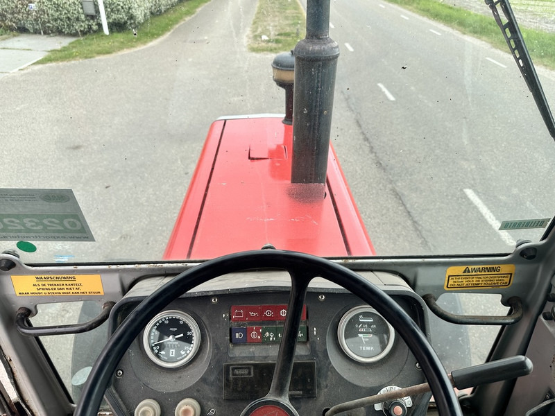 Massey Ferguson 675 - Máy cày: hình 5 Massey Ferguson 675 - Máy cày: hình 5