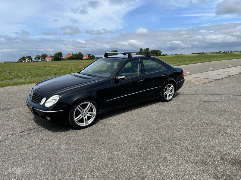 Mercedes-Benz E-Klasse 240 - Xe hơi: hình 1 Mercedes-Benz E-Klasse 240 - Xe hơi: hình 1