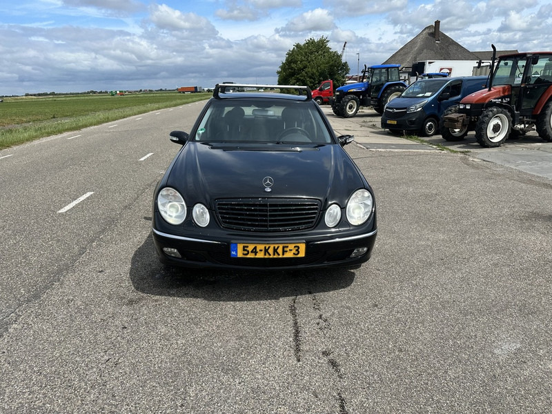 Mercedes-Benz E-Klasse 240 - Xe hơi: hình 2 Mercedes-Benz E-Klasse 240 - Xe hơi: hình 2