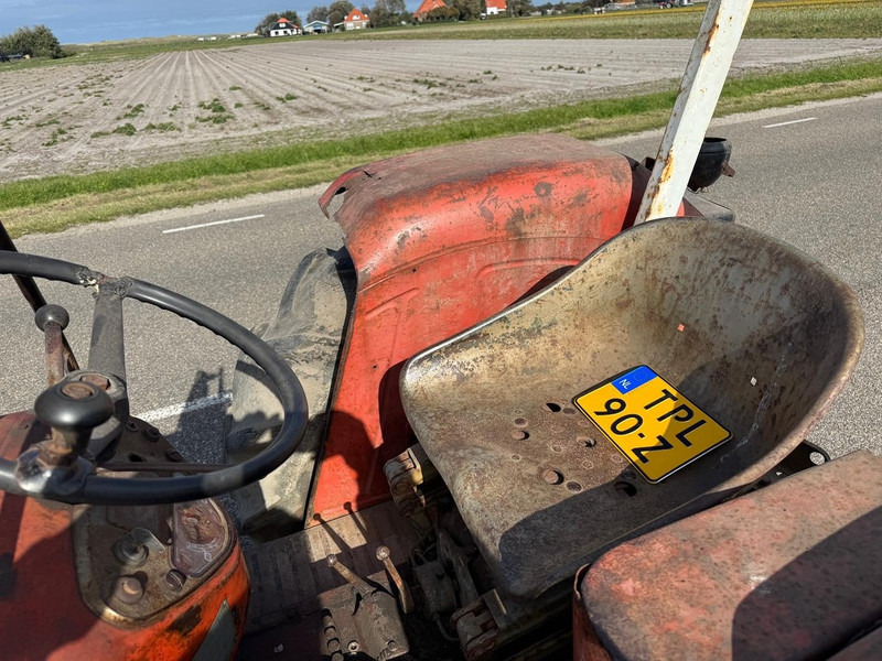 Zetor 4511 - Máy cày: hình 4 Zetor 4511 - Máy cày: hình 4
