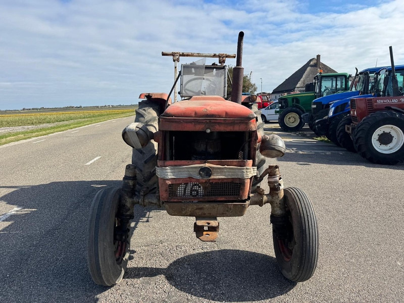 Zetor 4511 - Máy cày: hình 2 Zetor 4511 - Máy cày: hình 2