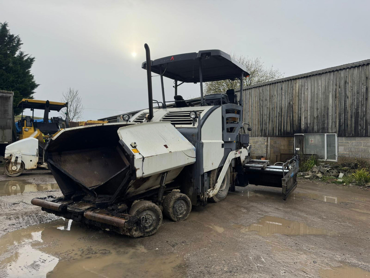 Ammann AFW 700-3 - Máy lát nhựa đường: hình 2 Ammann AFW 700-3 - Máy lát nhựa đường: hình 2