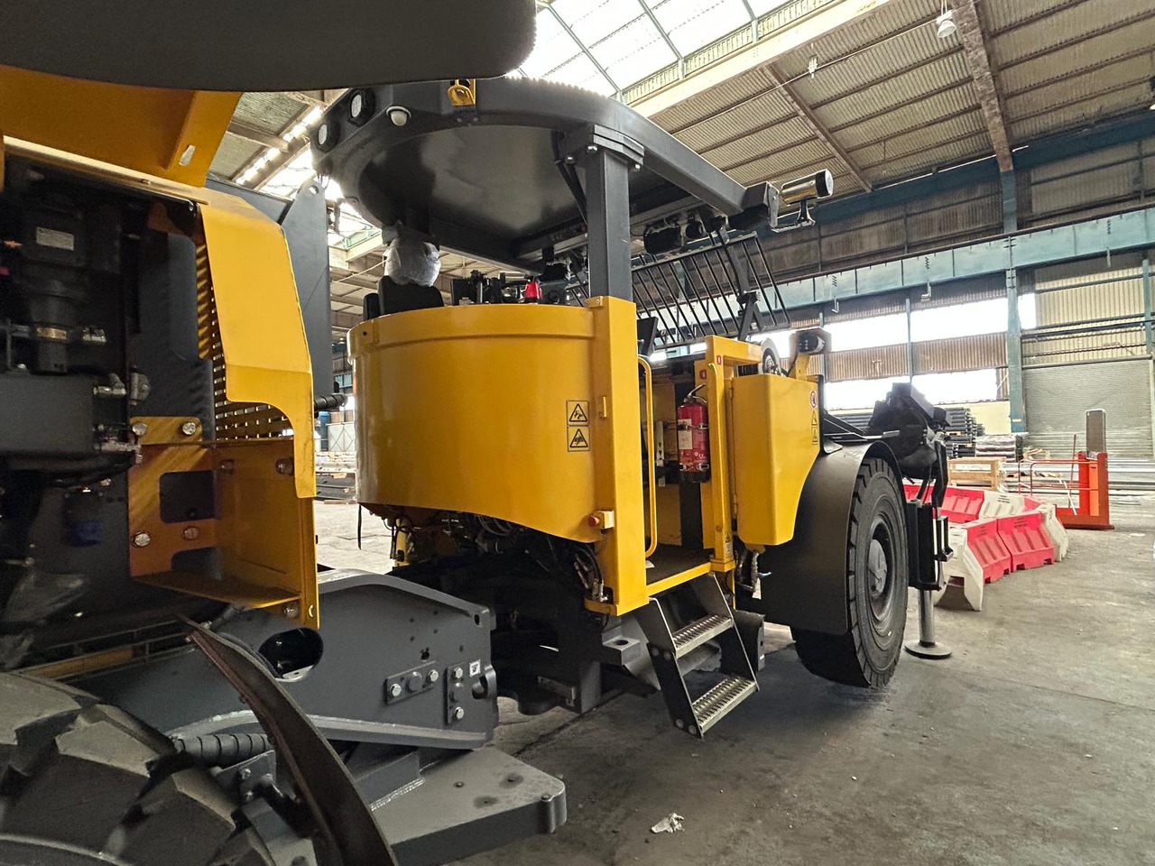 Atlas Copco (Epiroc) Boltec EC - Máy doa định hướng: hình 5 Atlas Copco (Epiroc) Boltec EC - Máy doa định hướng: hình 5