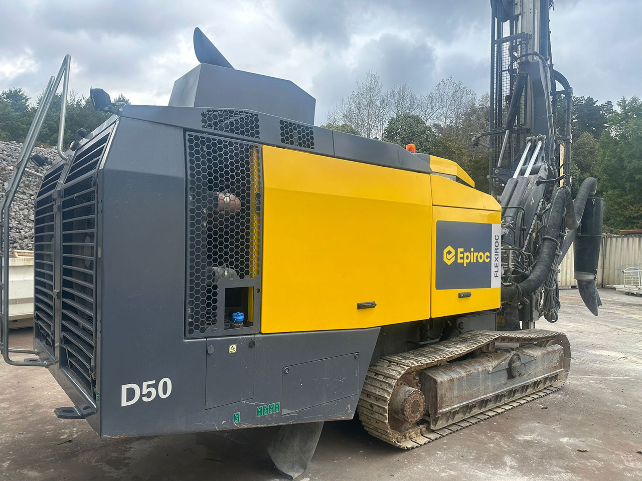 Atlas Copco (Epiroc) FlexiROC D50-10SF - Giàn khoan: hình 5 Atlas Copco (Epiroc) FlexiROC D50-10SF - Giàn khoan: hình 5