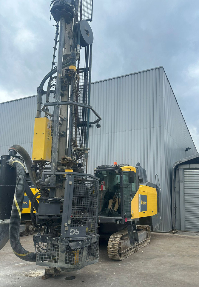Atlas Copco (Epiroc) FlexiROC D50-10SF - Giàn khoan: hình 2 Atlas Copco (Epiroc) FlexiROC D50-10SF - Giàn khoan: hình 2