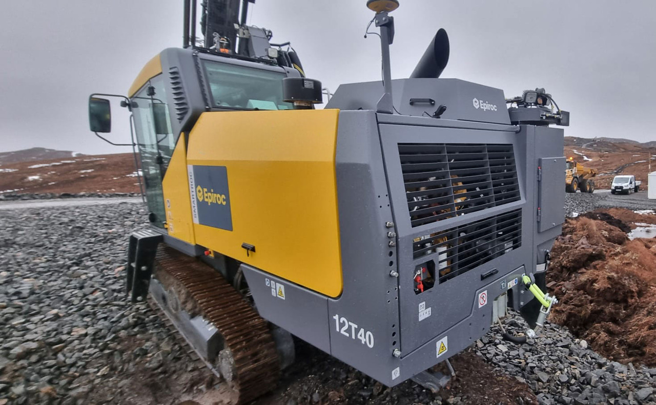 Atlas Copco (Epiroc) SmartROC T40MK2-11 - Giàn khoan: hình 4 Atlas Copco (Epiroc) SmartROC T40MK2-11 - Giàn khoan: hình 4