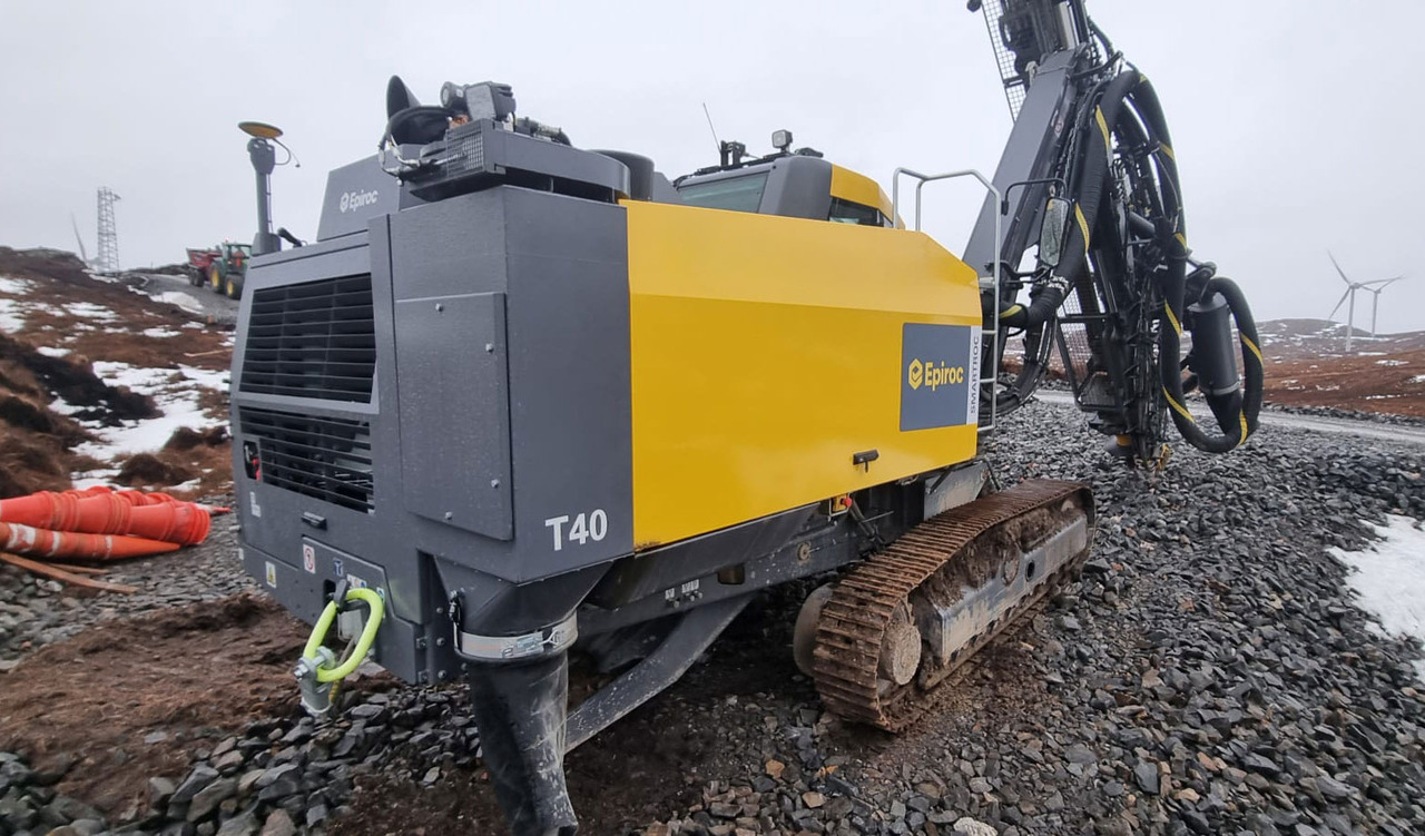 Atlas Copco (Epiroc) SmartROC T40MK2-11 - Giàn khoan: hình 5 Atlas Copco (Epiroc) SmartROC T40MK2-11 - Giàn khoan: hình 5