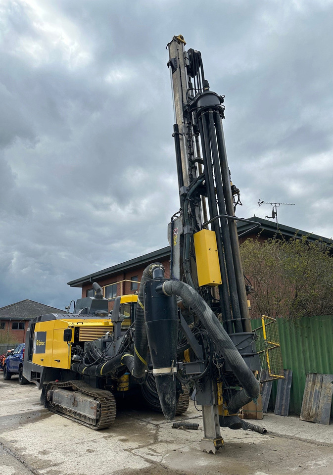 Atlas Copco FlexiROC D55 - Giàn khoan: hình 2 Atlas Copco FlexiROC D55 - Giàn khoan: hình 2