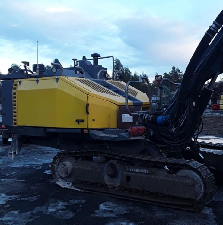 Atlas Copco FlexiROC T35R-01 - Giàn khoan: hình 4 Atlas Copco FlexiROC T35R-01 - Giàn khoan: hình 4