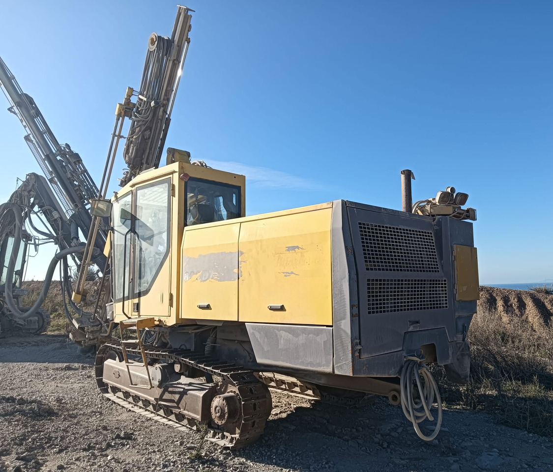 Atlas Copco ROC D7-11 - Giàn khoan: hình 3 Atlas Copco ROC D7-11 - Giàn khoan: hình 3