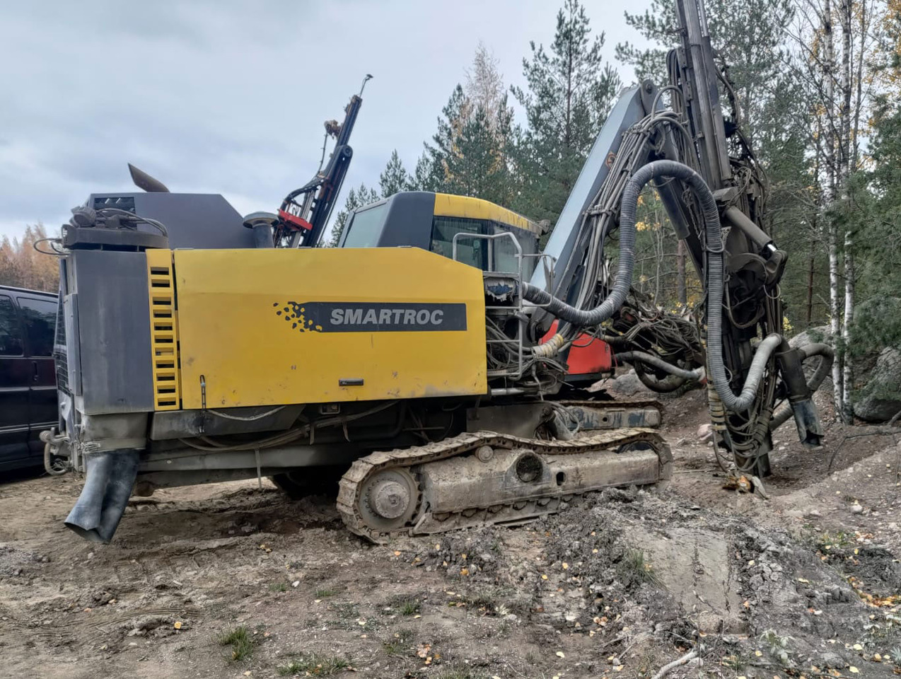 Atlas Copco SmartROC T35-11 - Giàn khoan: hình 3 Atlas Copco SmartROC T35-11 - Giàn khoan: hình 3