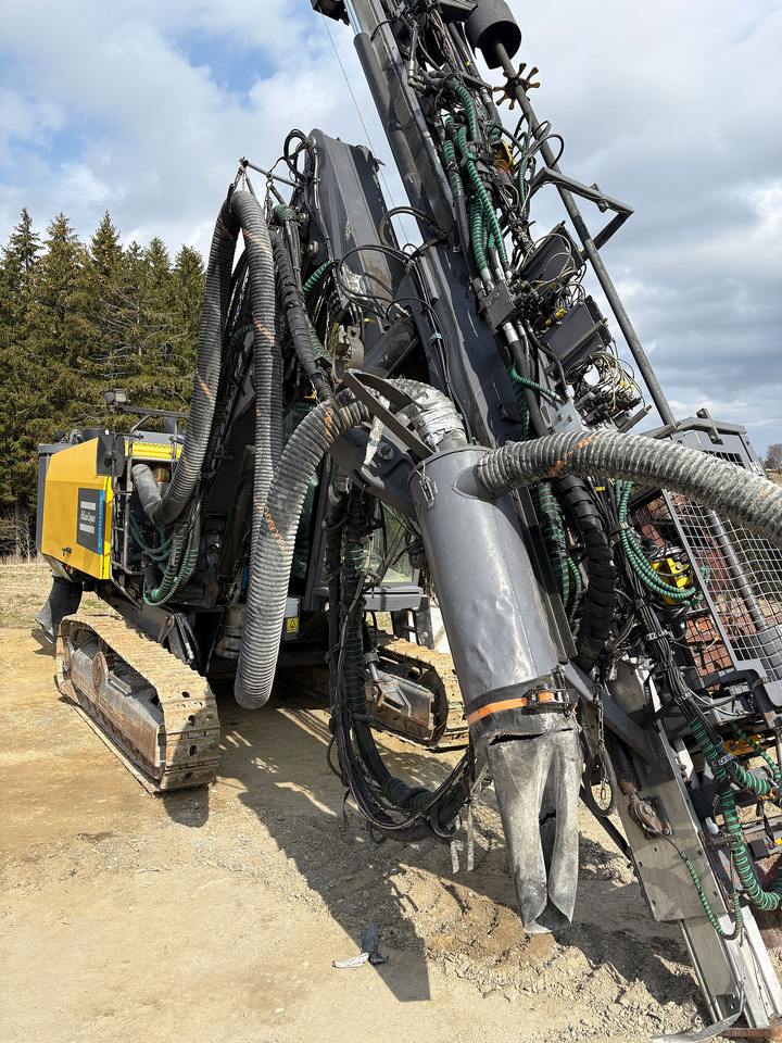 Atlas Copco SmartROC T40-11 - Giàn khoan: hình 4 Atlas Copco SmartROC T40-11 - Giàn khoan: hình 4