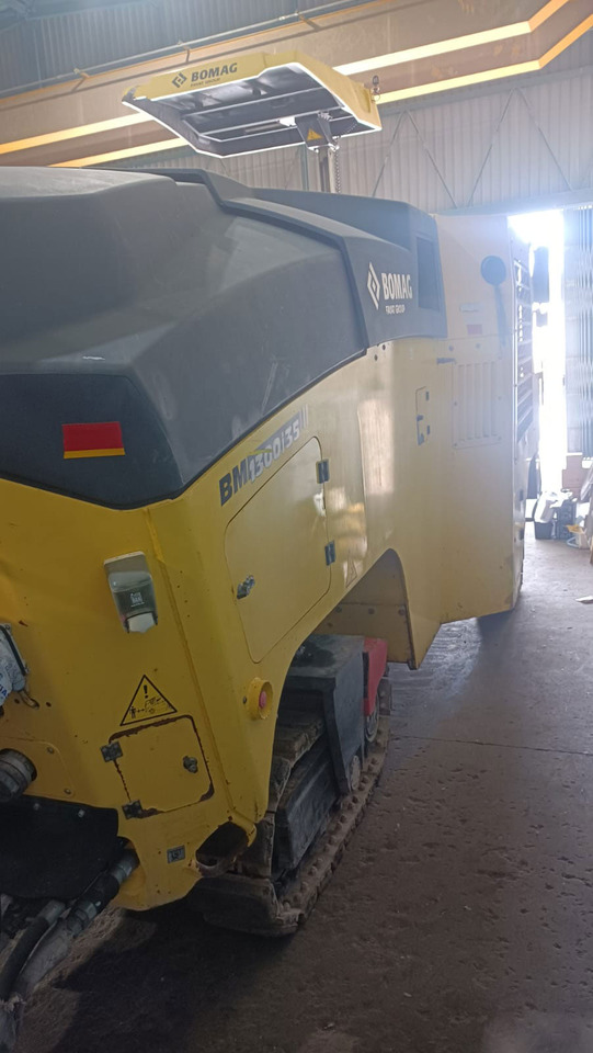 Bomag BM 1300/35 - Máy bào lạnh: hình 3 Bomag BM 1300/35 - Máy bào lạnh: hình 3