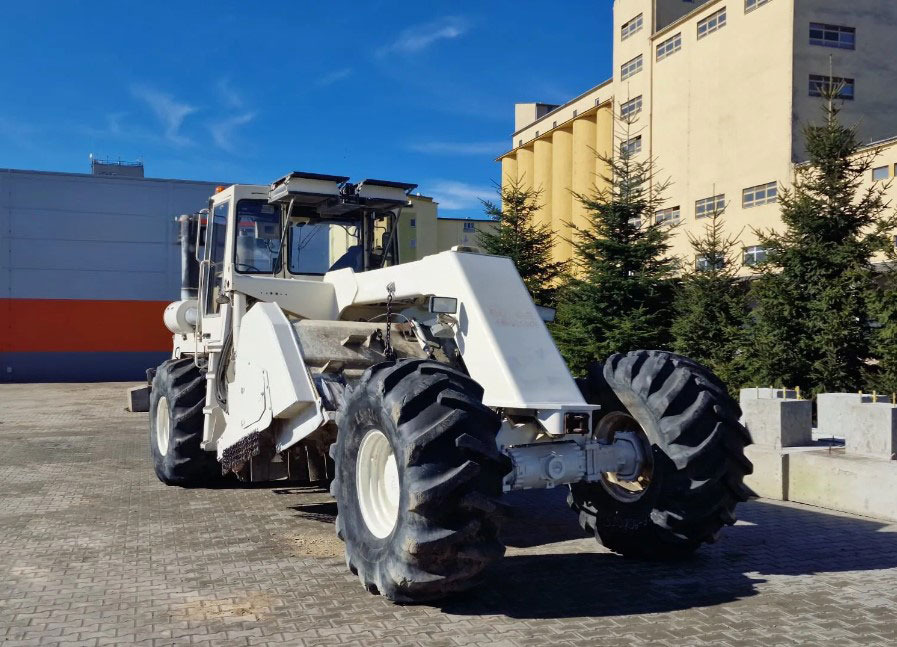 Bomag MPH 122 - Máy san nền đất: hình 2 Bomag MPH 122 - Máy san nền đất: hình 2