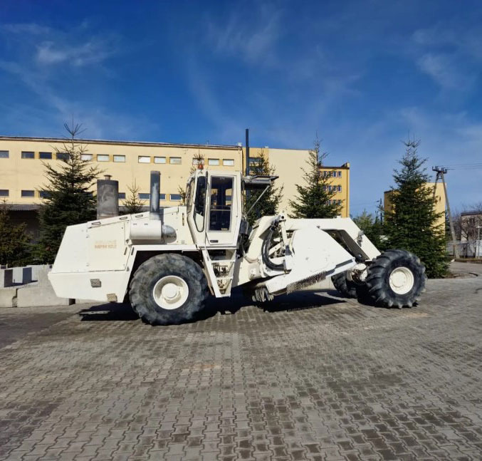 Bomag MPH 122 - Máy san nền đất: hình 3 Bomag MPH 122 - Máy san nền đất: hình 3