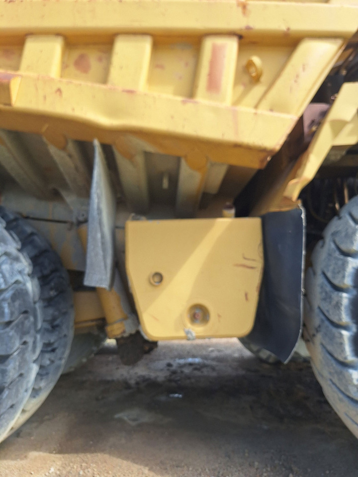 Xe ben đổ Caterpillar 777C: hình 7