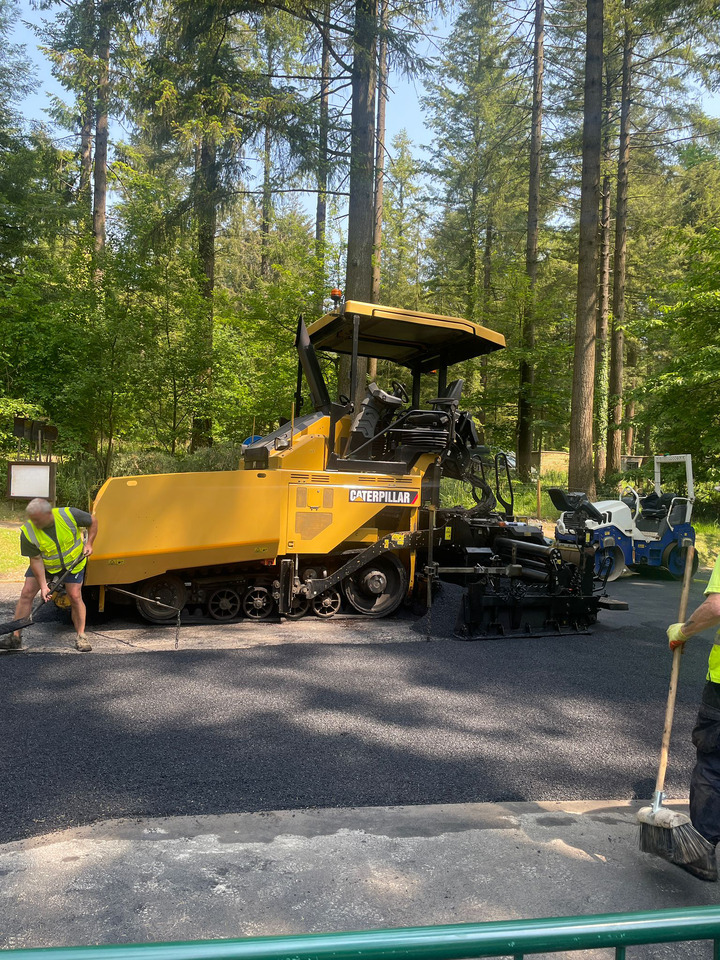 Caterpillar AP 555 F - Máy lát nhựa đường: hình 3 Caterpillar AP 555 F - Máy lát nhựa đường: hình 3