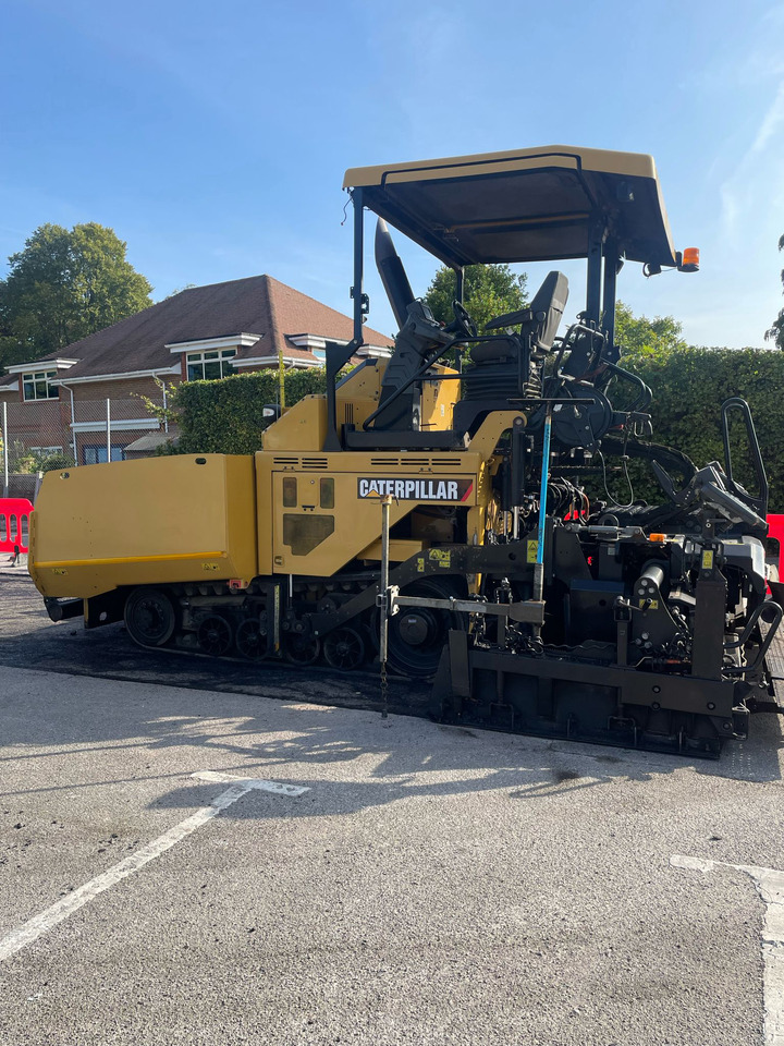 Caterpillar AP 555 F - Máy lát nhựa đường: hình 2 Caterpillar AP 555 F - Máy lát nhựa đường: hình 2