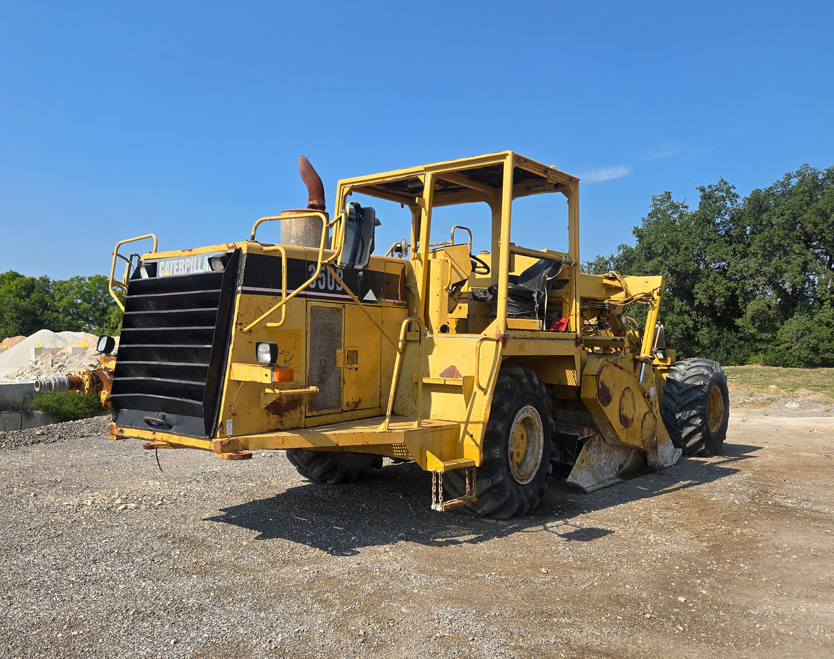 Caterpillar RM350B - Máy san nền đất: hình 4 Caterpillar RM350B - Máy san nền đất: hình 4