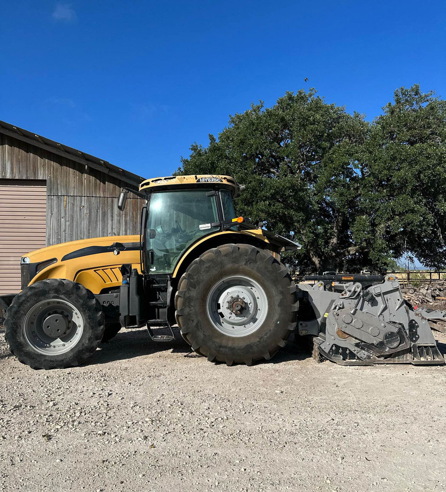 Challenger/FAE MT675C/MTM225 - Máy cày bánh xích: hình 2 Challenger/FAE MT675C/MTM225 - Máy cày bánh xích: hình 2