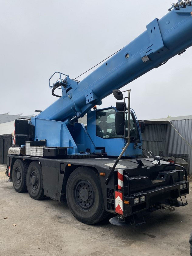 Demag AC 40 City - Cẩu bánh lốp: hình 2 Demag AC 40 City - Cẩu bánh lốp: hình 2
