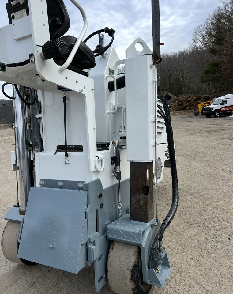 Ditch Witch W 500 - Máy bào lạnh: hình 5 Ditch Witch W 500 - Máy bào lạnh: hình 5